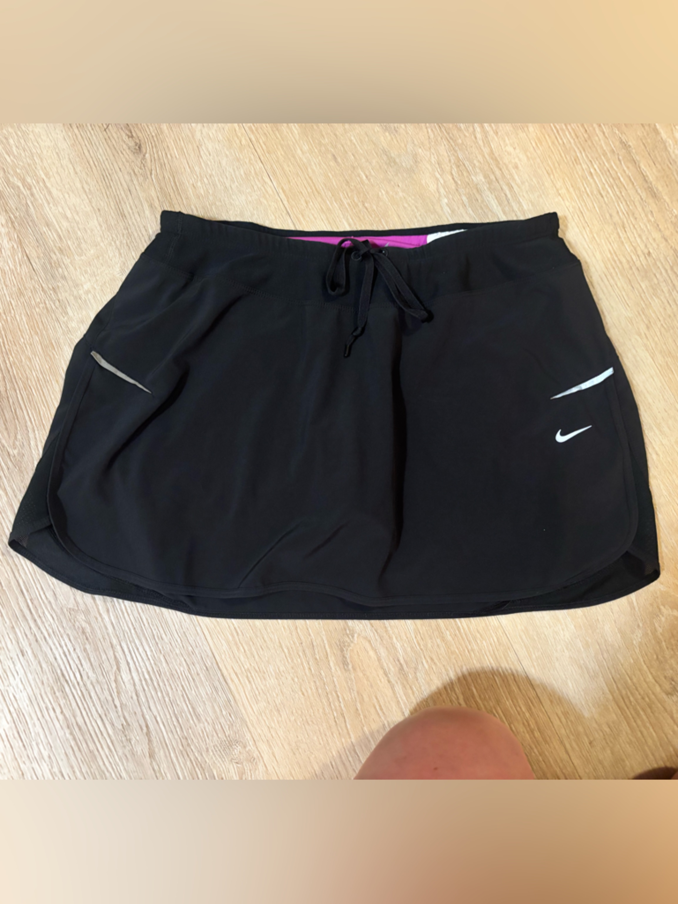 Nike Black Women's Athletic Shorts With Pink Shorts Under